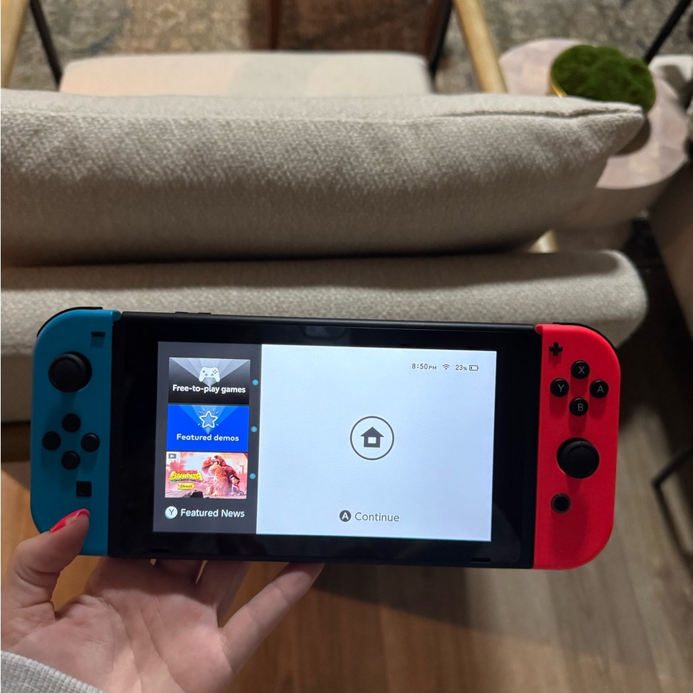 Nintendo Switch 1 - New!